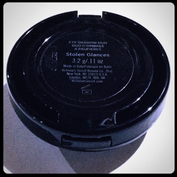 {Victoria’s Secret} Eyeshadow Duo - Picture 2 of 2